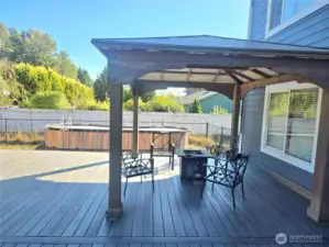 Side view pic of deck