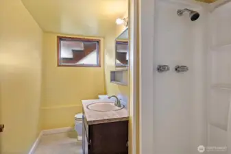 Basement 3/4 refurbished bath