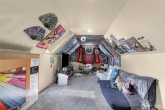 The third floor features a large bonus room.