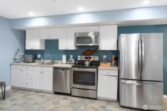 2 bedroom/2 bath unit with separate entry.