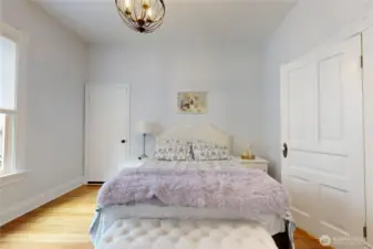 junior suite on main floor