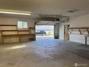 upper shop