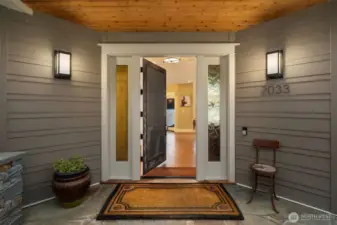 Custom entry door - Views as soon as you walk in