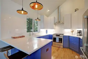 Gourmet Kitchen w/ Soft-Close Cabs and Quartz~