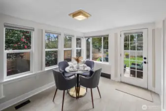 Eat in kitchen space w/room for large table.