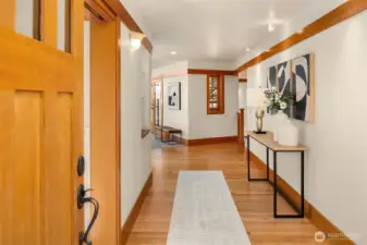 Elegant entry perfect for an art wall