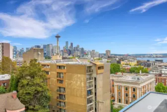 Rooftop View Deck