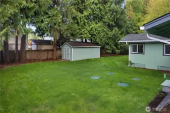 10x20 WORKSHOP IN BACK