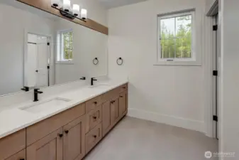 Full Bathroom, Second Floor