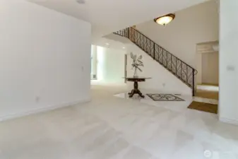 View from Living into entry