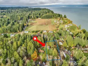 Community of Eglon withing walking distance of Fat Turnip Farm, Eglon Church, and Community Beach.