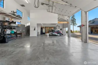 Massive multi-vehicle garage space