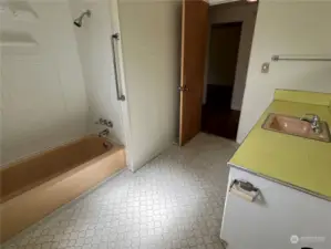 Large spacious bathroom