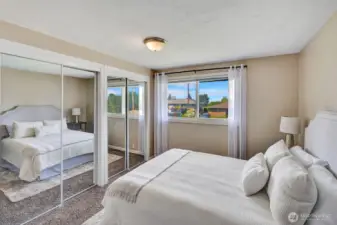 Downstairs Bedroom 1