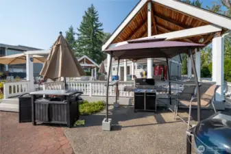 The seller loved this gas-connected grill!