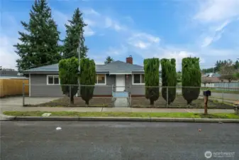 Trees lining the front of the house gives you the privacy you want.