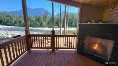 Stunning river & mountain views from covered deck.