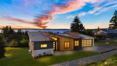 NEW NW contemporary custom home on North Camano!