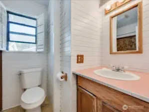 Main floor Bathroom.