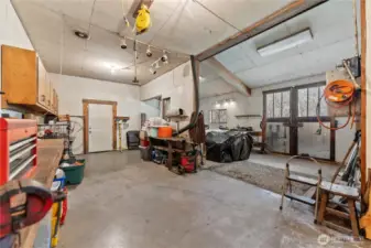 Double doors for your really big projects.
