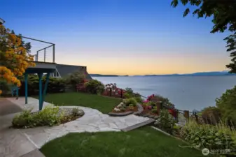 The NW Views are Spectacular From Sunrise to Sunset~
