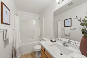 2nd bathroom