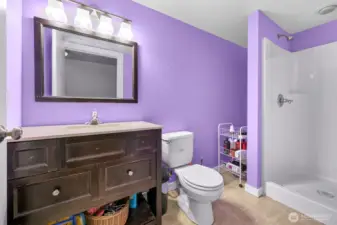 upstairs 3/4 bath