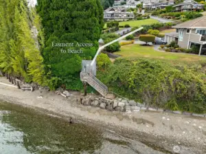Exclusive Point Fosdick One Beach Access from neighbours property (Easement granted to all 40 homes)