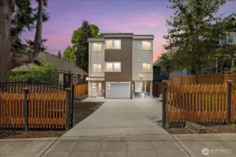 713-715 28 Ave S, Seattle