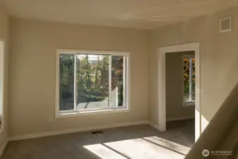 New carpet throughout