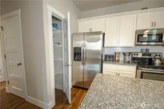 The perfect little pantry!