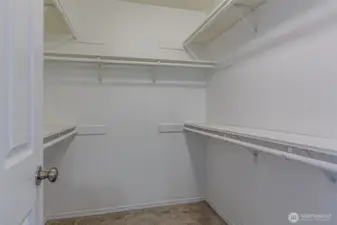 Walk-in Closet