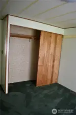 Closets are identical for both bedrooms