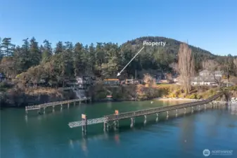 You can't iagine a better location.