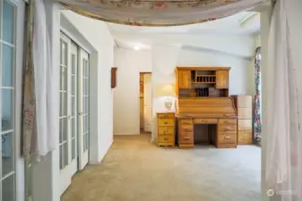 Entry and small office area.