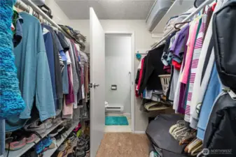 Excellent closet space