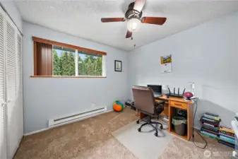 Guest room or office