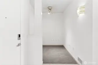 Den/Office to left of Entry