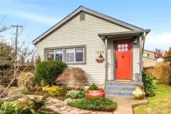 1256 SW 148th St  Burien, WA 98166