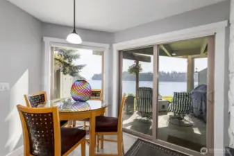 The beams outside are no longer blocking your gorgeous view!