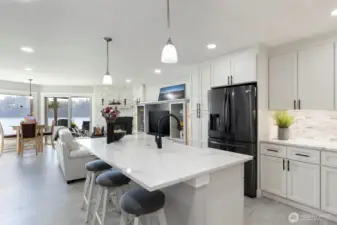 Spread out in this gorgeous kitchen!