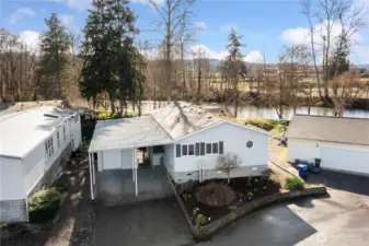 Riverfront living out of your price range? Not this time. Come snag your affordable little piece of waterfront paradise.