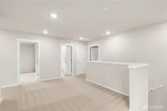 Upstairs open loft area.