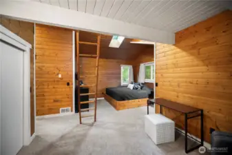 Another view of one of the 3rd floor bedrooms.