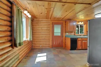 Dining area w/ access to covered deck