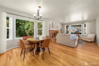 Dining living room combo with plenty of room for entertaining guest!