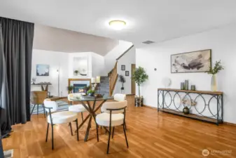 Dining room to living room