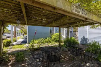 exterior common outside seating