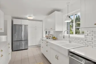 Kitchen with quartz countertops