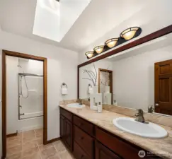 Upstairs hall bathroom